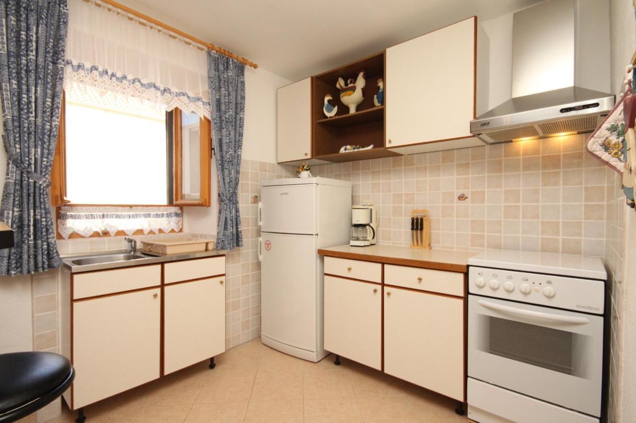Apartments With A Parking Space Sali, Dugi Otok - 8084 Εξωτερικό φωτογραφία